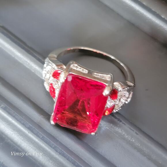 Sterling Silver Ring With Red Center Stone and Cubic Zirconia Accents Size 6 3/4 - Picture 3 of 10